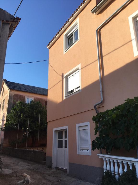 Centre Apartment Bozava Exterior photo